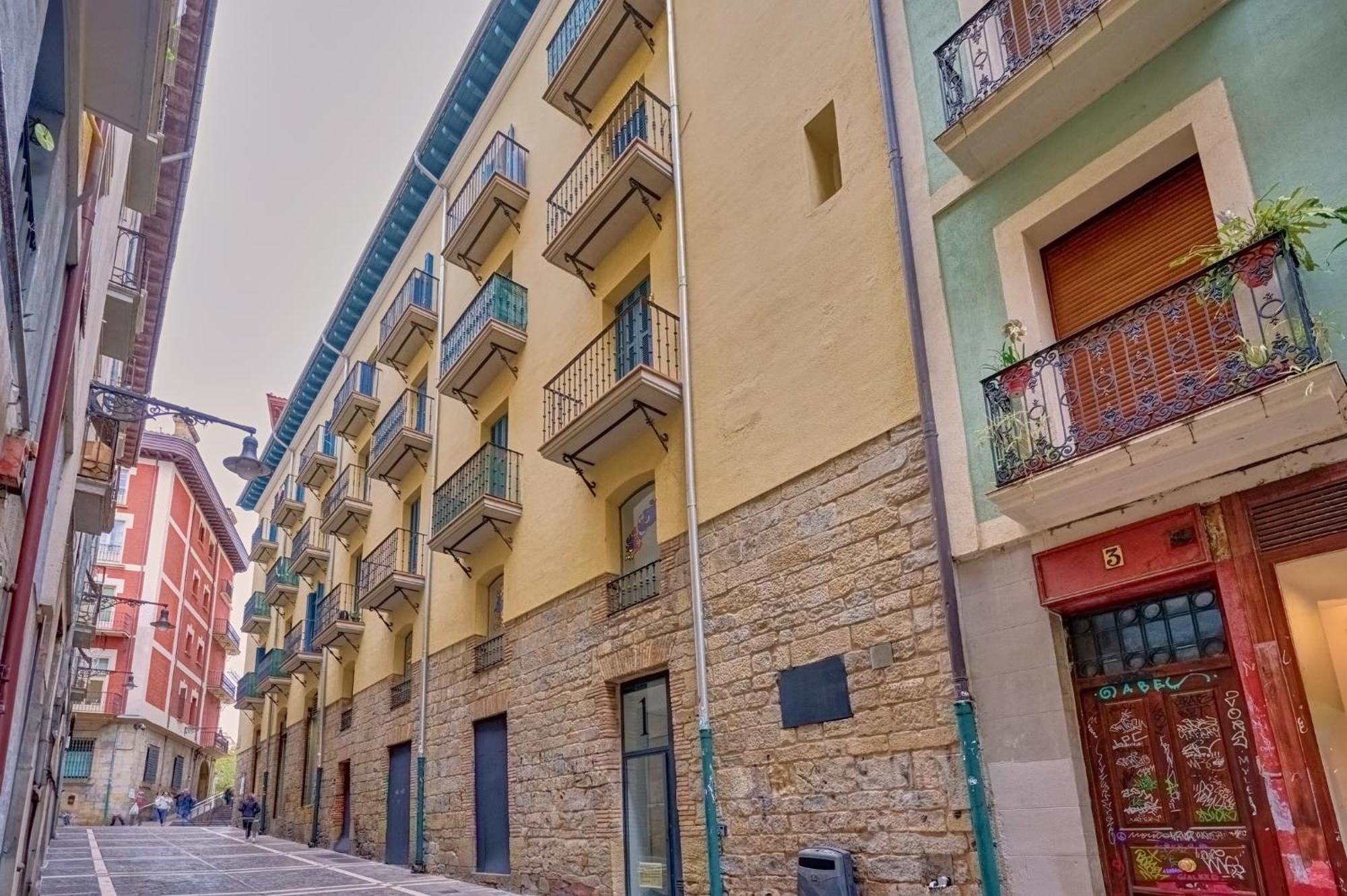 Bajada De Javier Apartamento Pamplona Exterior foto